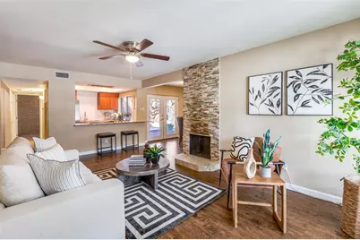 2111 Via Catalina, Carrollton, TX 75006 - Photo 5