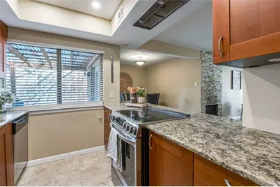 2111 Via Catalina, Carrollton, TX 75006 - Photo 9