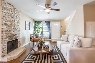 2111 Via Catalina, Carrollton, TX 75006 - Photo 3