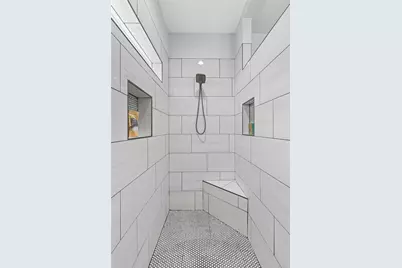 2413 Christine Drive, Granbury, TX 76048 - Photo 7