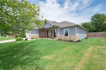 2413 Christine Drive, Granbury, TX 76048 - Photo 37