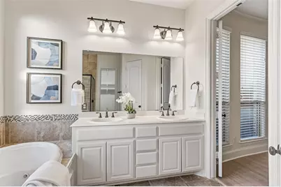 416 King Galloway Drive, Lewisville, TX 75056 - Photo 11