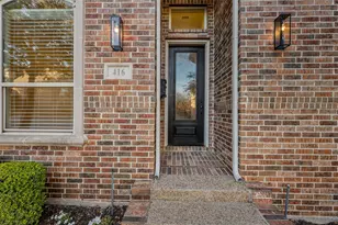 416 King Galloway Dr, Lewisville, TX 75056 - Photo 5