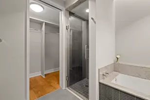 2408 Victory Park Ln, Dallas, TX 75219 - Photo 13