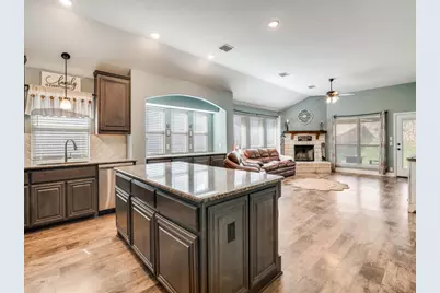 413 Oakcrest Drive, Justin, TX 76247 - Photo 11