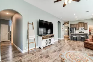 413 Oakcrest Dr, Justin, TX 76247 - Photo 11