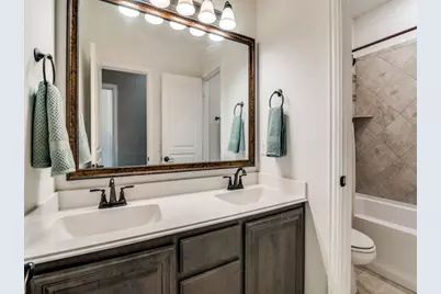 413 Oakcrest Drive, Justin, TX 76247 - Photo 21