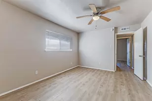 4426 Mayflower Dr, Garland, TX 75043 - Photo 15