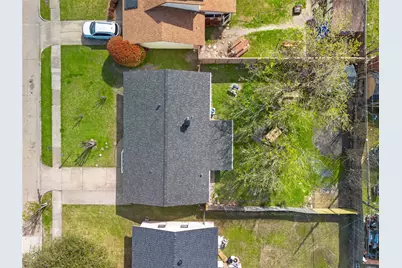 429 Blueberry Lane, Grand Prairie, TX 75052 - Photo 27