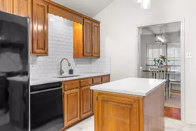 120 Briar Ridge Drive, Hewitt, TX 76643 - Photo 9