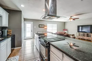 5134 Aztec Dr, The Colony, TX 75056 - Photo 5