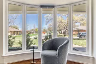 4230 Royal Ridge Dr, Dallas, TX 75229 - Photo 3