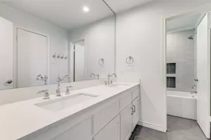 4230 Royal Ridge Dr, Dallas, TX 75229 - Photo 17