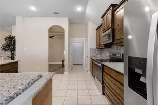 1112 Colony Dr, Greenville, TX 75402 - Photo 9