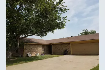 100 Lochness Lane, Benbrook, TX 76126 - Photo 39