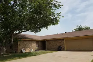 100 Lochness Ln, Benbrook, TX 76126 - Photo 39