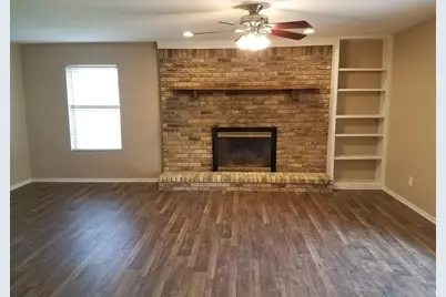 100 Lochness Lane, Benbrook, TX 76126 - Photo 19
