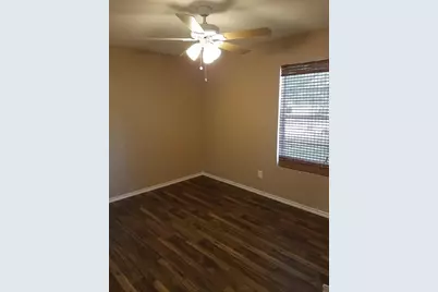 100 Lochness Lane, Benbrook, TX 76126 - Photo 7