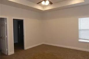 1122 Oneal St, Greenville, TX 75401 - Photo 7