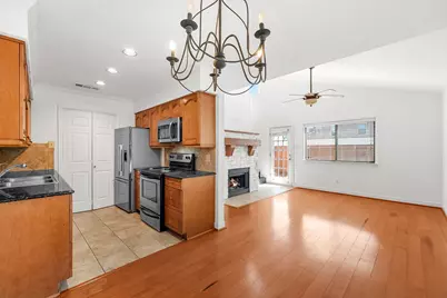 5744 Cedar Creek Drive, Benbrook, TX 76109 - Photo 5