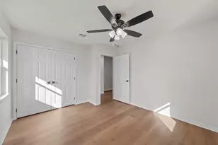 309 N 4th St, Rosebud, TX 76570 - Photo 11