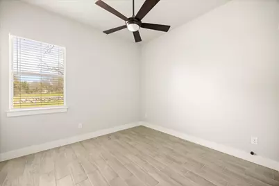 409 Cleveland Road, Granbury, TX 76049 - Photo 19