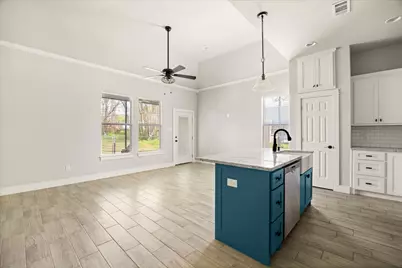 409 Cleveland Road, Granbury, TX 76049 - Photo 5