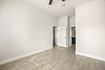 409 Cleveland Road, Granbury, TX 76049 - Photo 15