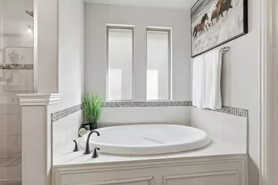 14720 Seventeen Lakes Boulevard, Roanoke, TX 76262 - Photo 21