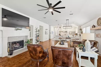 14720 Seventeen Lakes Boulevard, Roanoke, TX 76262 - Photo 17