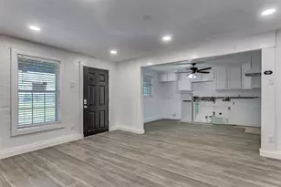 2625 Frazier Ave, Fort Worth, TX 76110 - Photo 5