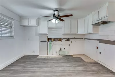 2625 Frazier Avenue, Fort Worth, TX 76110 - Photo 7