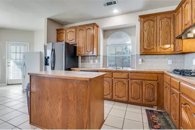 1740 Bramble Creek Drive, DeSoto, TX 75115 - Photo 11