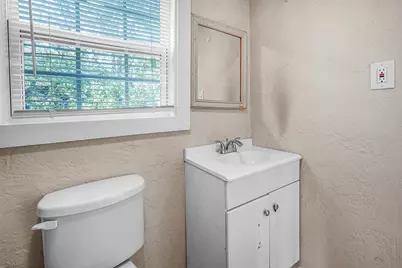 208 3rd Street, Whitesboro, TX 76273 - Photo 17