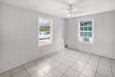 208 3rd Street, Whitesboro, TX 76273 - Photo 9