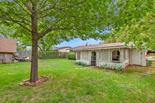 1845 Chevy Chase Dr, Carrollton, TX 75006 - Photo 35