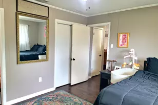 215 N Karl Cayton St, Groesbeck, TX 76642 - Photo 21