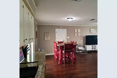 215 N Karl Cayton Street, Groesbeck, TX 76642 - Photo 11