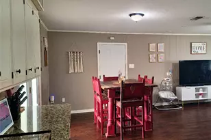 215 N Karl Cayton St, Groesbeck, TX 76642 - Photo 11