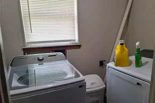 215 N Karl Cayton St, Groesbeck, TX 76642 - Photo 29