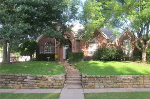 1010 Westwood Ct, Allen, TX 75013 - Photo 3