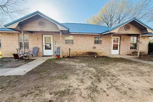 735 Anderson Rd, Reno, TX 75462 - Photo 1