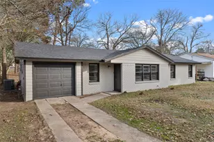 602 Enfield Dr, Marshall, TX 75672 - Photo 1