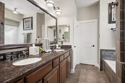 7027 Hickory Estates Drive, Sachse, TX 75048 - Photo 15