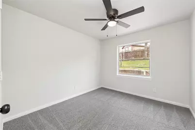 4040 Wind River Drive, Dallas, TX 75216 - Photo 17