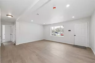 4040 Wind River Dr, Dallas, TX 75216 - Photo 3