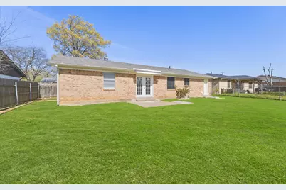 4944 Saucer Drive, Haltom City, TX 76117 - Photo 31