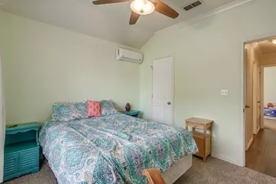 1215 Davis Street, Cleburne, TX 76033 - Photo 27