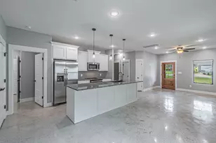 714 E Crawford St, Denison, TX 75021 - Photo 5