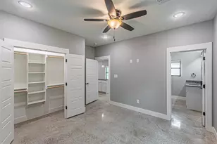 714 E Crawford St, Denison, TX 75021 - Photo 9